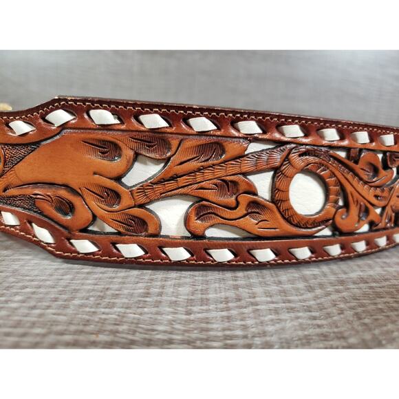 Vintage TONY LAMA Hand Tooled "PAT" LEATHER BELT - SIZE 28 - Made in USA - Picture 7 of 14